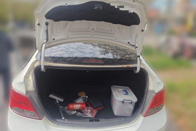 Used Hyundai Verna (older generation) 2016 1.4L Automatic Smart GLS Trunk