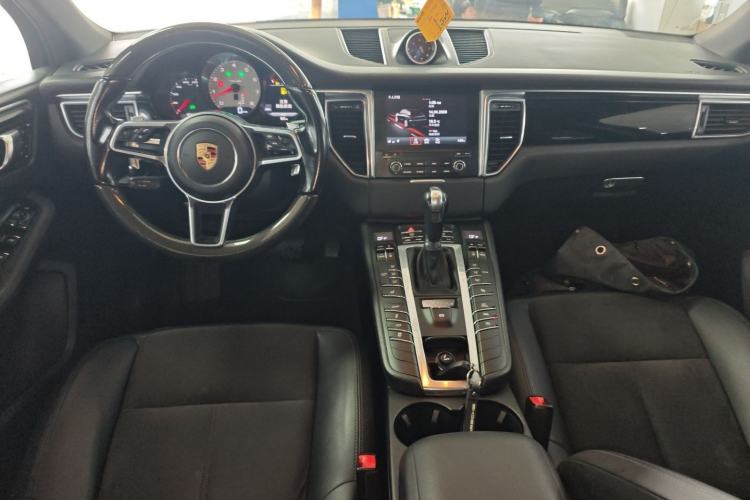 Used Porsche Macan 2017 Macan S 3.0T Center Console