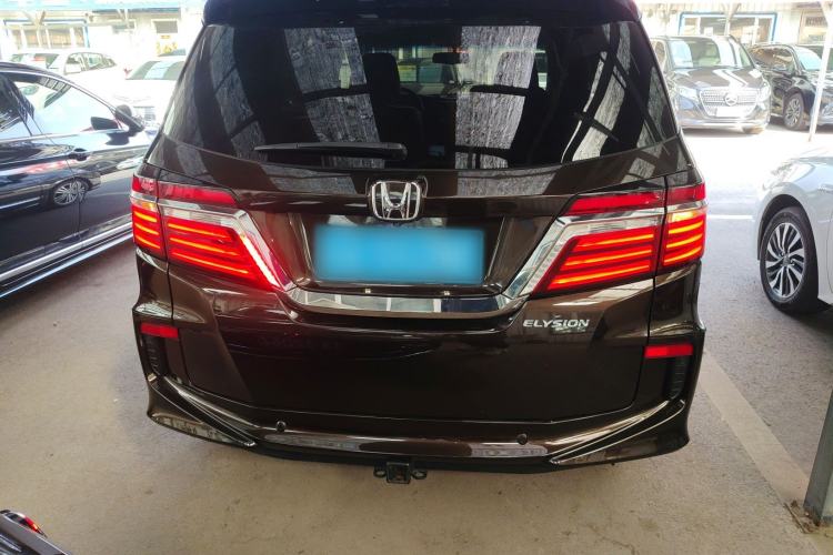Used Honda Elysion 2016 2.4L Luxury Edition Rear