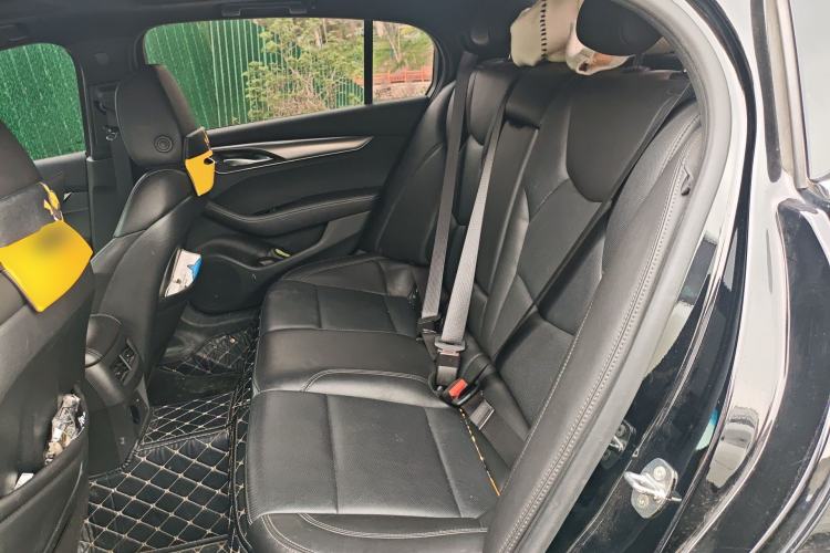 Used Cadillac CT5 2023 28T Luxury Edition (Standard Version) Left Rear Seat