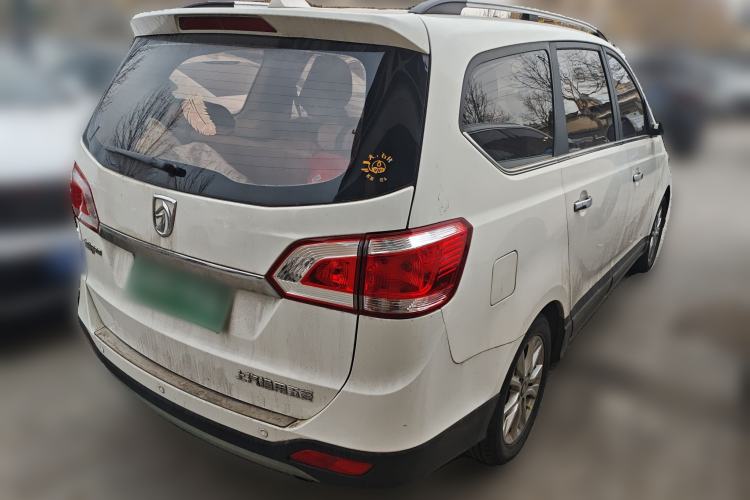 Used Baojun 730 2014 1.5L manual Comfort ESP version 7 seats