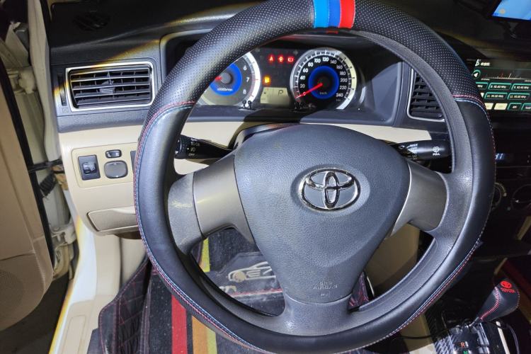 Used Toyota Corolla EX 2013 1.6L Automatic Luxury Edition