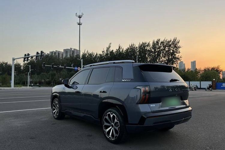 Used AION V 2024 Aion Tyrannosaurus 650 LiDAR Edition