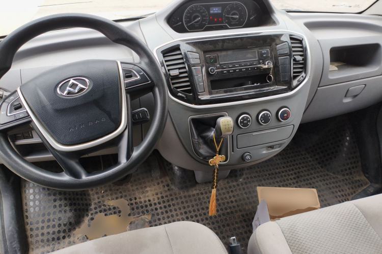 Used SAIC MAXUS G10  Center Console