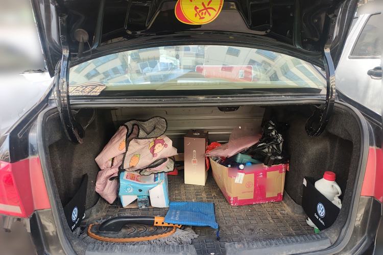 Used Volkswagen Santana 2013 1.4L Manual Comfort Edition Trunk