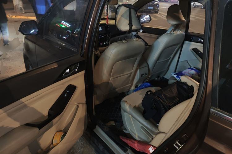 Used Baojun 730 2015 1.8L Manual Comfort ESP Version 7-seater