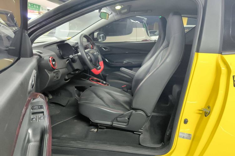 Used Chery New Energy Little Ant 2022 Revised Version Sweet Pink Edition Half-Sugar Version Lithium Iron Phosphate 30.7 kWh 30 kW 301 km