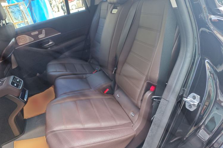 Used Mercedes-Benz GLS 2023 GLS 450 4MATIC Luxury Model Left Rear Seat