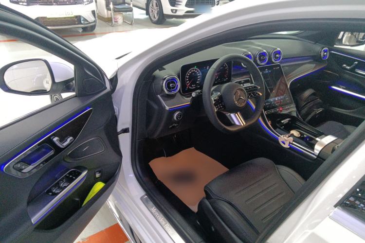 Used Mercedes-Benz C-Class 2025 Facelift C 260 L Sport Edition Driver Seat