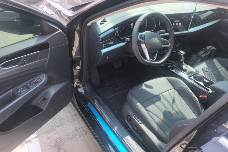 Used Volkswagen Passat 2026 Model, Outstanding 380TSI Longteng Edition Driver Seat