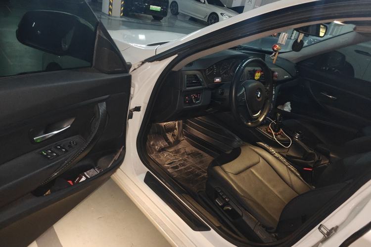 Used BMW 3 Series GT 2016 320i Fashion Model