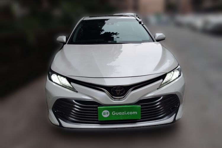 Used Toyota Camry 2019 2.0G Luxury Edition China VI Standard