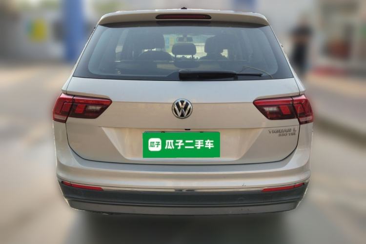 Used Volkswagen Tiguan L 2019 330TSI Automatic Two-Wheel Drive Panoramic Comfort Edition China V Standard Rear