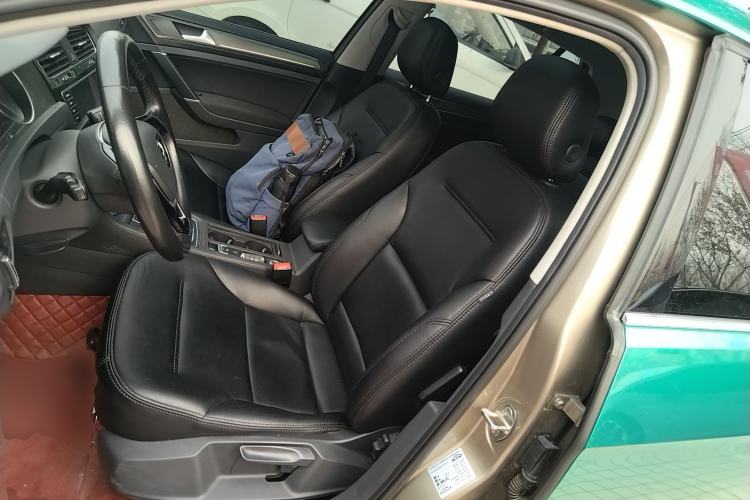 Used Volkswagen Golf 2016 230TSI Automatic Comfort Version