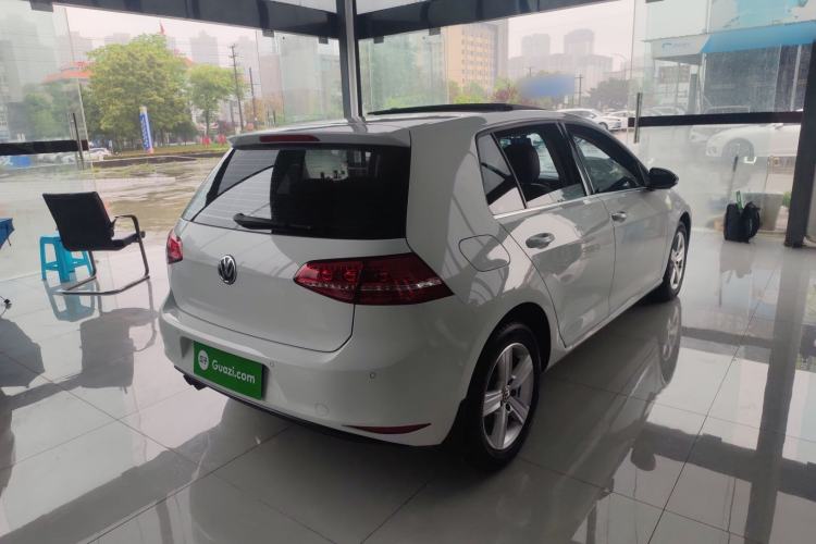 Used Volkswagen Golf 2016 230TSI Automatic Comfort Version Rear Right 45 Deg