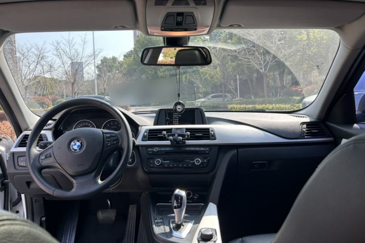 Used BMW 3 Series 2014 320i Sport Edition