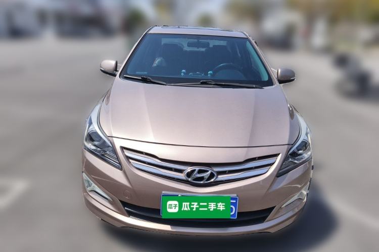 Used Hyundai Verna (older generation) 2014 1.4L Manual Top-Tier Model TOP Front