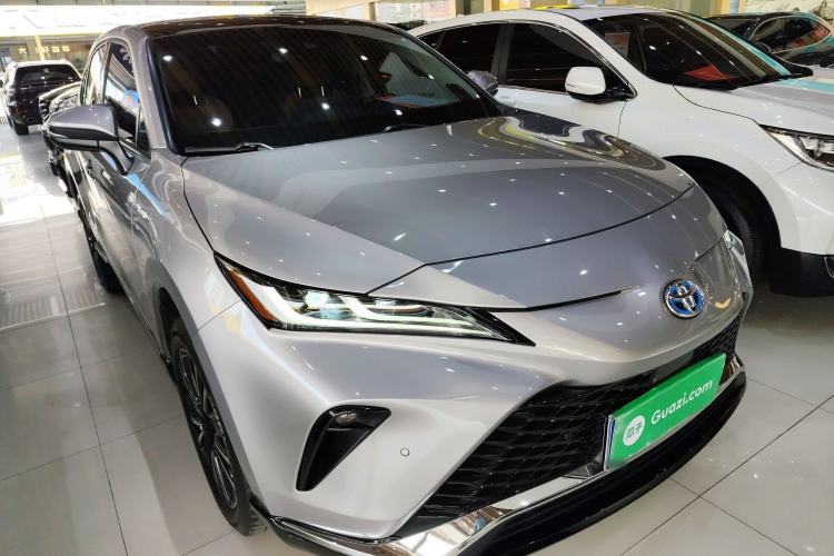 Used Toyota Venza 2022 Dual-Engine 2.5L CVT Two-Wheel Drive Prestige Edition
