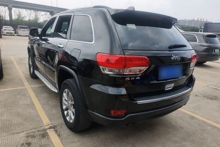 Used Jeep Grand Cherokee 2015 3.0L Elite Navigation Edition Rear Left 45 Deg