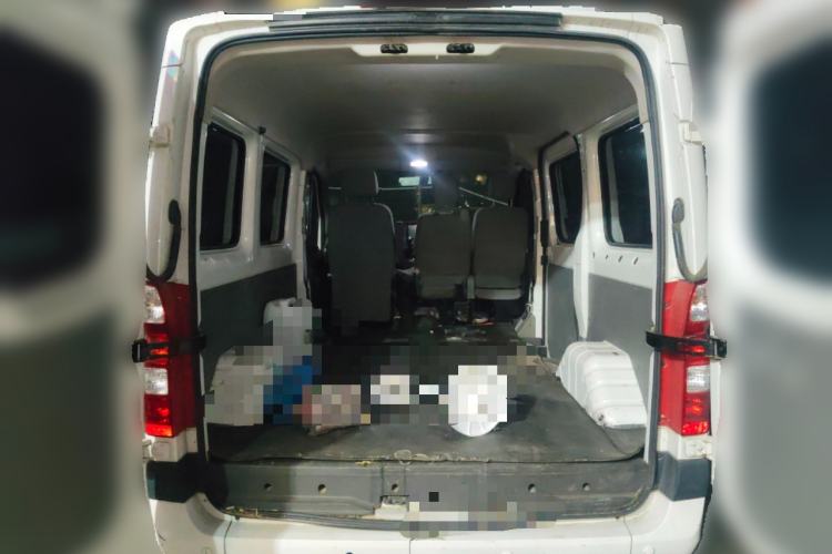 Used Foton Toano 2023 2.0T Manual Urban Version Short Wheelbase Low Roof with Single Rear Tire Available in 5/6/9-Seater Configurations