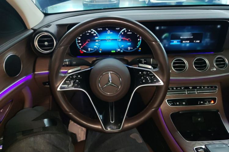 Used Mercedes-Benz E-Class New Energy 2021 E 350 e L Plug-in Hybrid Sedan Steering Wheel