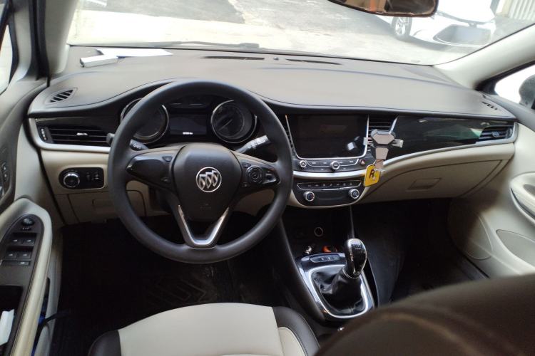 Used Buick Verano 2017 Sedan 15S Manual Leading Model Center Console