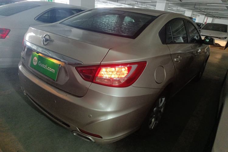 Used Haima Fumei 2014 M5 1.6L Manual Elite Model Rear Right 45 Deg