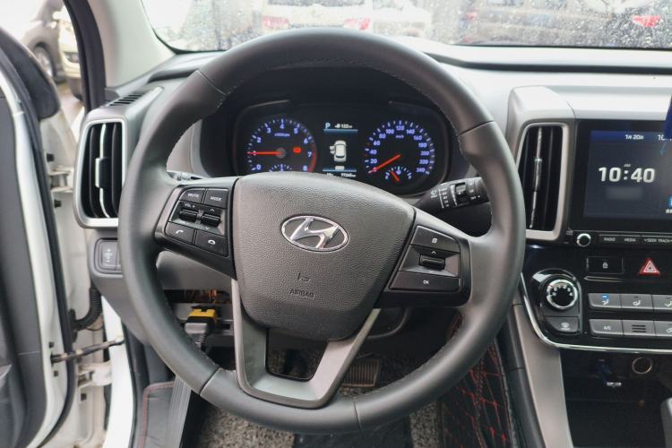 Used Hyundai ix35 2019 2.0L Automatic 2WD Zhiyong·Changxiang Edition China V Standard Steering Wheel