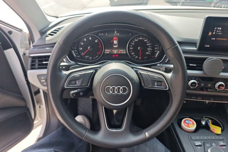 Used Audi A4L 2019 40 TFSI Ambition China VI