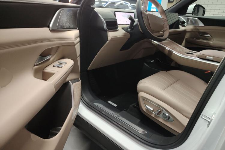 Used XPeng G9 2025 625 Long-Range Max
