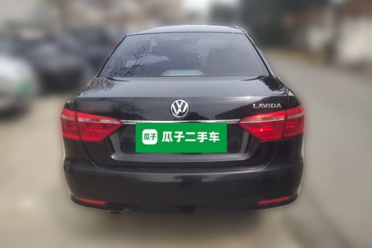 Used Volkswagen Lavida 2013 Revised Classic 1.6L Automatic Fashion Edition