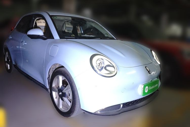 Used ORA Good Cat 2022 Morandi Edition 400km Standard Range Premium Version Lithium-Ion Battery Front Right 45 Deg