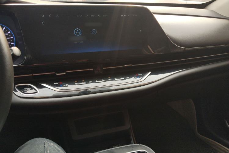 Used AION S 2019 Xuan 630 Center Console