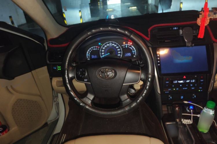 Used Toyota Camry 2016 2.0G 10th Anniversary Leading Edition
