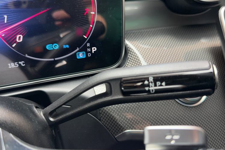 Used Mercedes-Benz C-Class 2022 Restyled C 260 L Sport Edition Gear Lever
