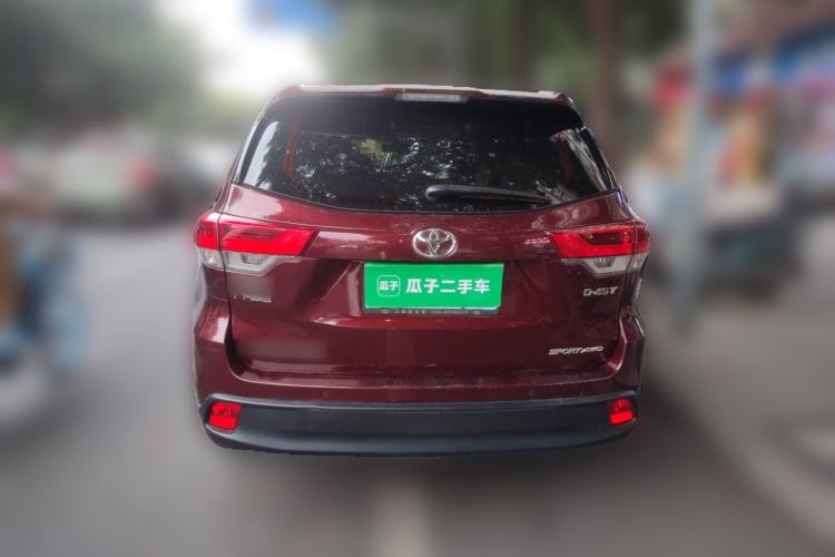 Used Toyota Highlander 2018 2.0T Four-Wheel Drive Luxury Edition 7 Seats China V Emission Standard