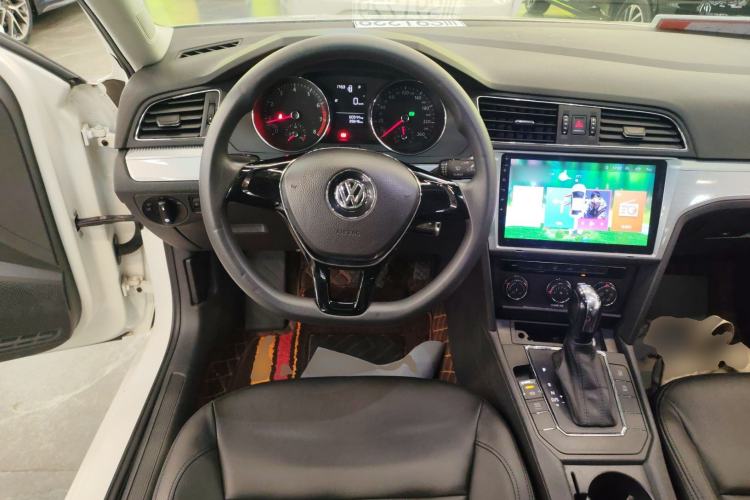 Used Volkswagen Lamando 2018 230TSI DSG Fashion Edition
