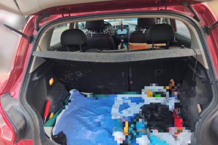 Used Nissan Tiida 2011 1.6L Manual Smart Version Trunk