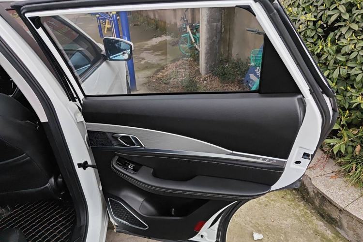 Used JETOUR X70 2020 1.5T DCT Comfort Edition 5-seater
