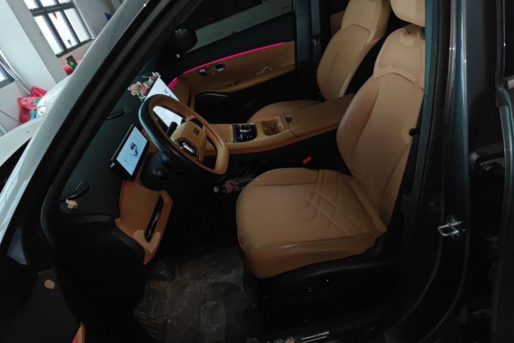 Used Geely Galaxy Xingjian 7 EM-i 2025 120km Flagship Edition
