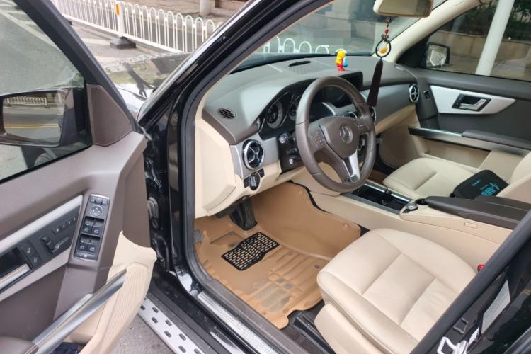 Used Mercedes-Benz GLK-Class 2014 GLK 260 4MATIC Dynamic Model