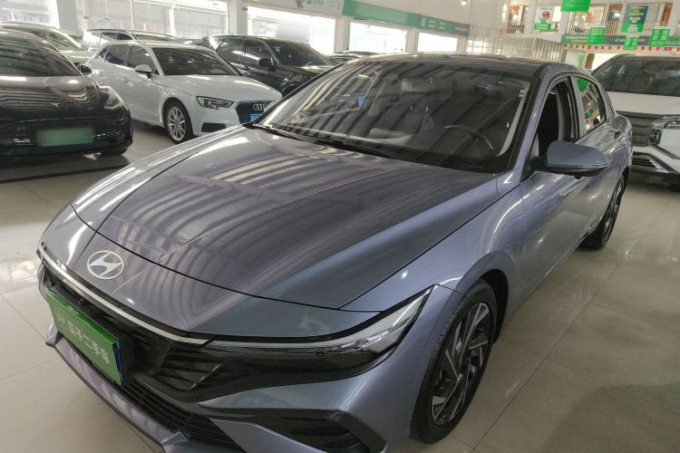 Used Hyundai Elantra 2023 1.5L CVT LUX Prestige Edition