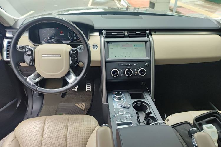 Used Land Rover Discovery 2020 2.0T 30th Anniversary Special Edition Center Console