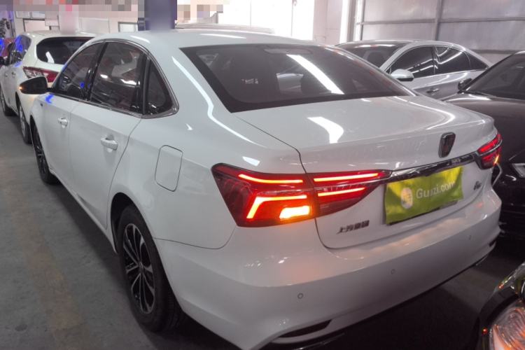 Used Roewe i6 2020 PLUS 1.6L CVT 4G Connected Glory Luxury Edition