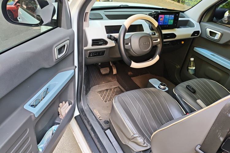 Used Geely Galaxy Panda 2023 Panda Mini 120km Asian Games Edition
