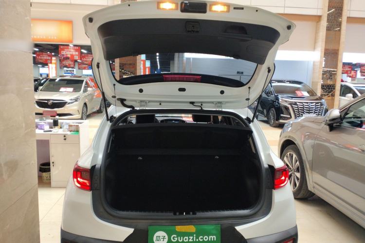 Used Kia kx1 Stonic 2021 1.4L CVT Fun & Sunroof Model
