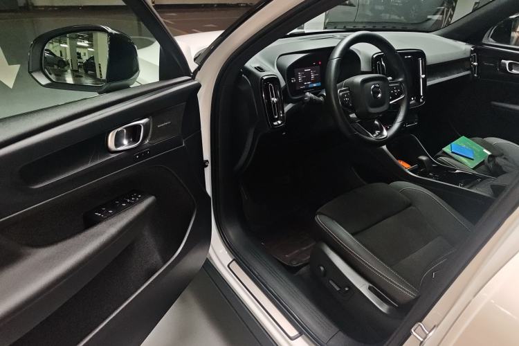 Used Volvo XC40 New Energy 2023 Long-Range PRO Version