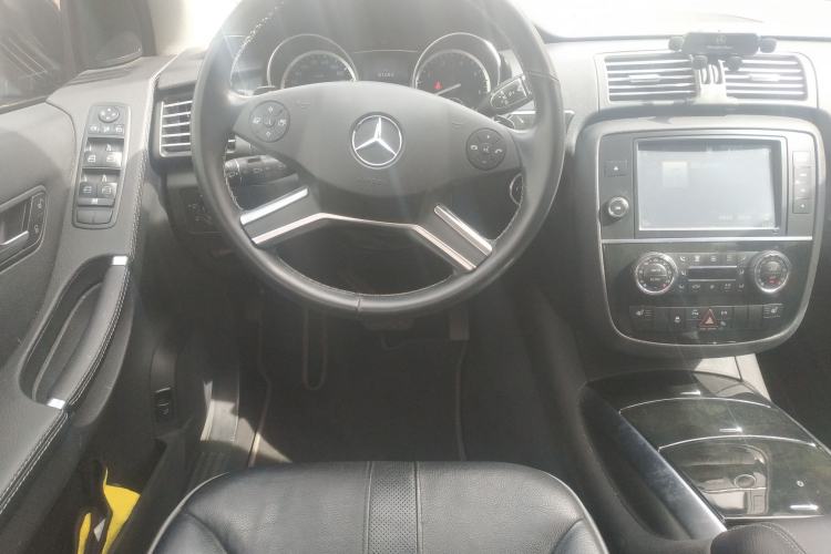 Used Mercedes-Benz R-Class 2017 R 320 4MATIC Business Edition Prestige Model