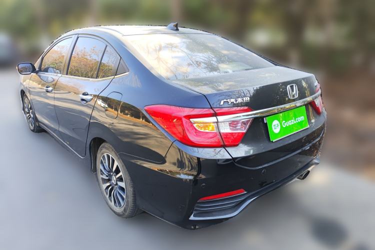 Used Honda Crider 2015 1.8L automatic luxury edition