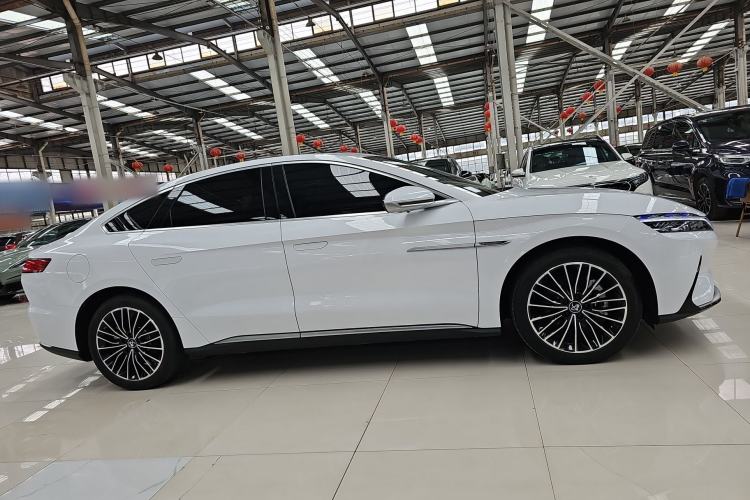 Used BYD Han 2020 EV Long-Range Luxury Model
